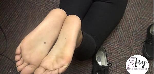  Ebony Candid College Ethiopian Feet Soles and Toes